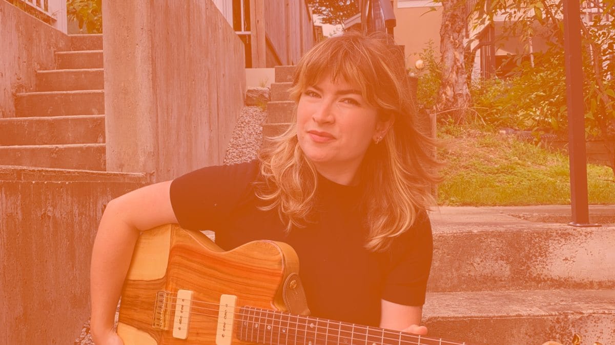 Madeleine Elkins: Guitar, Teacher, Indie Touring Musician